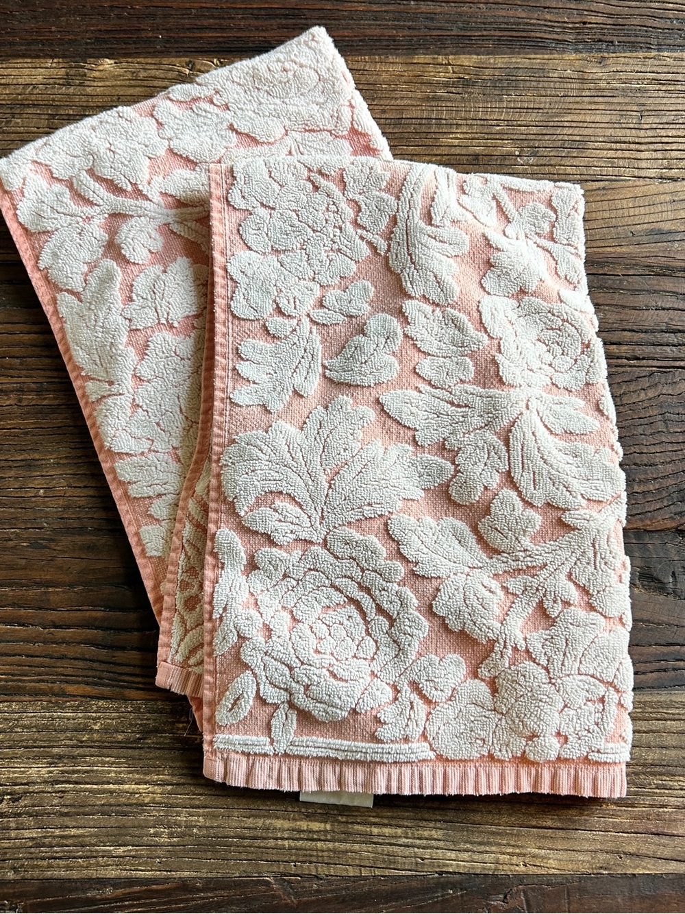 Peach & Cream Floral Jacquard Hand Towel - Home Accents